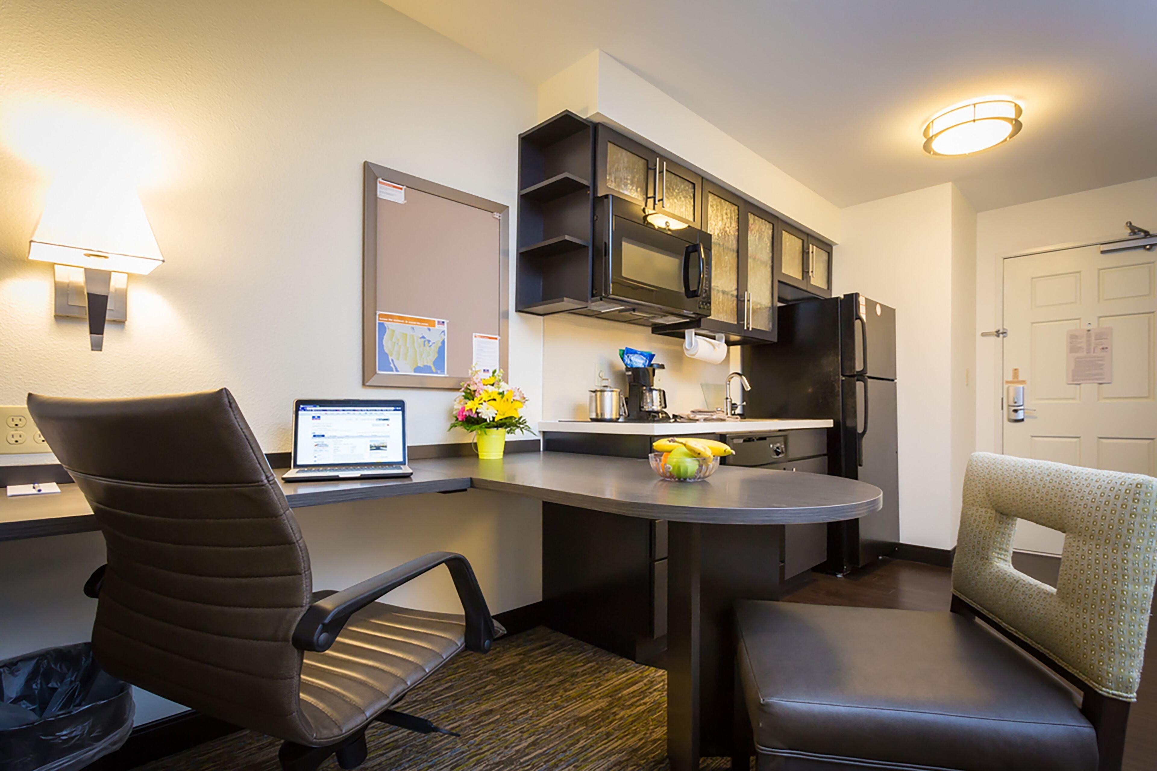 Candlewood Suites Sidney By Ihg Экстерьер фото